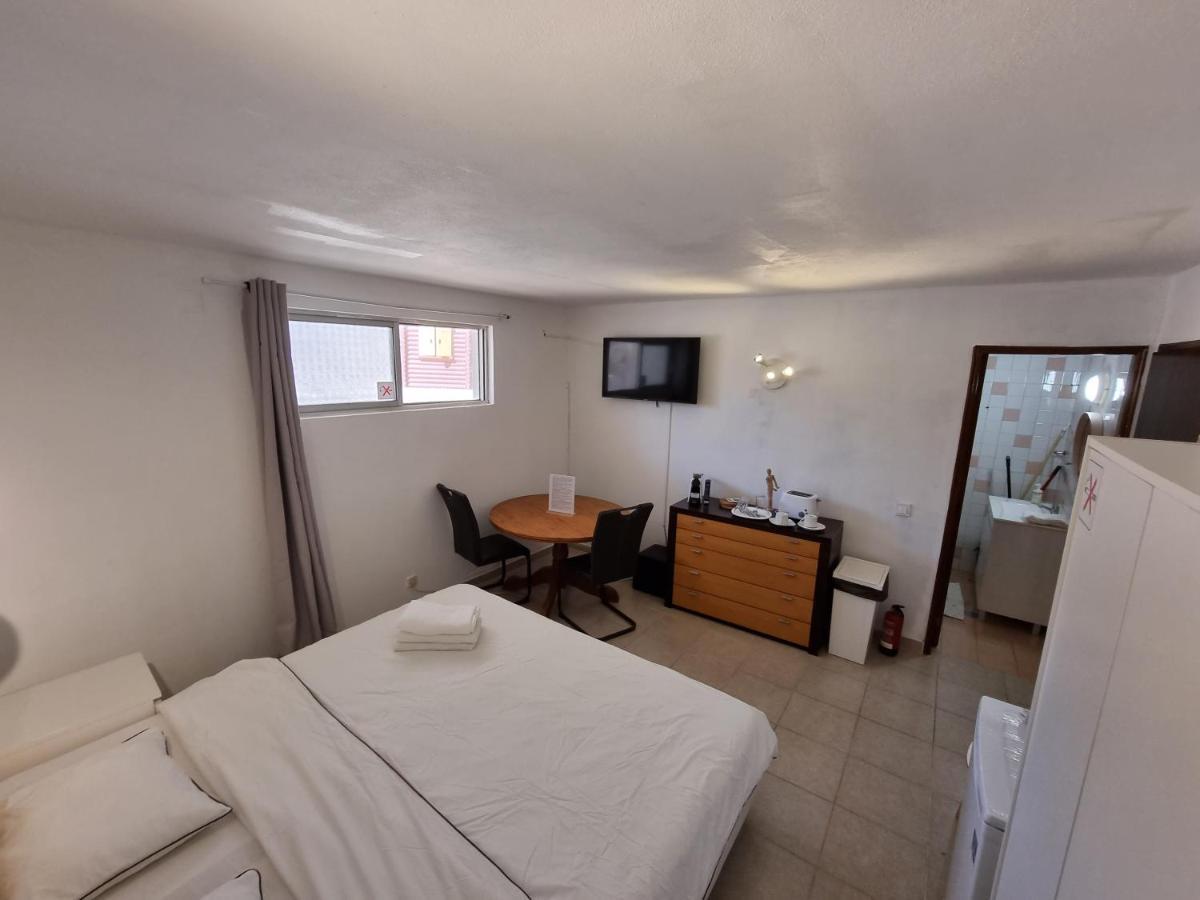 Aaa Apartaments T0 Piscina Marina Albufeira Buitenkant foto